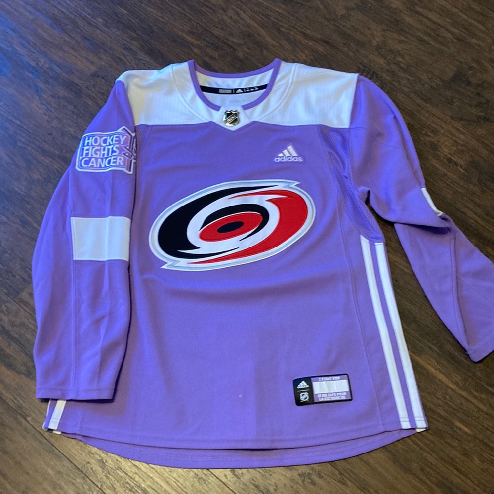 Carolina Hurricanes Hockey Team NWOT